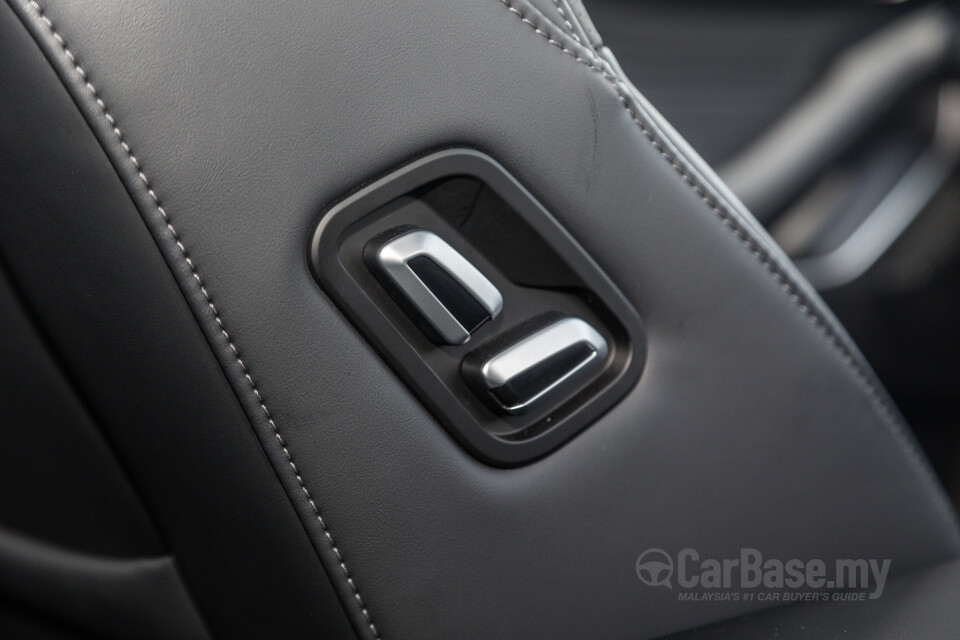 Omoda Jaecoo C9 Mk1 (2024) Interior