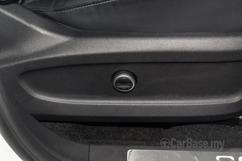 Omoda Jaecoo C9 Mk1 (2024) Interior