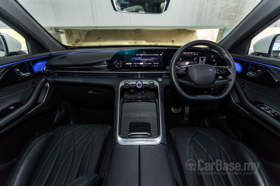Omoda Jaecoo C9 Mk1 (2024) Interior