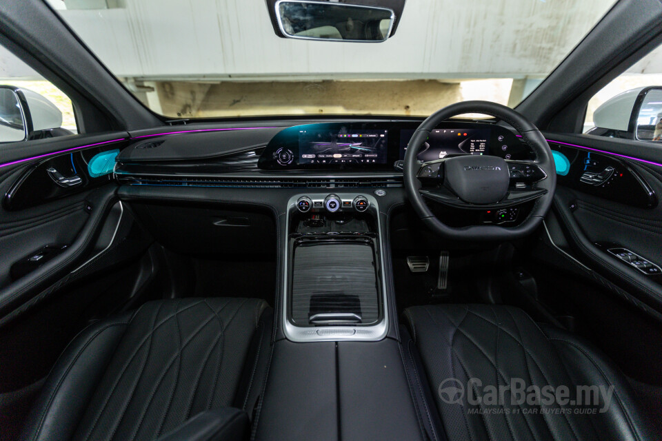 Omoda Jaecoo C9 Mk1 (2024) Interior