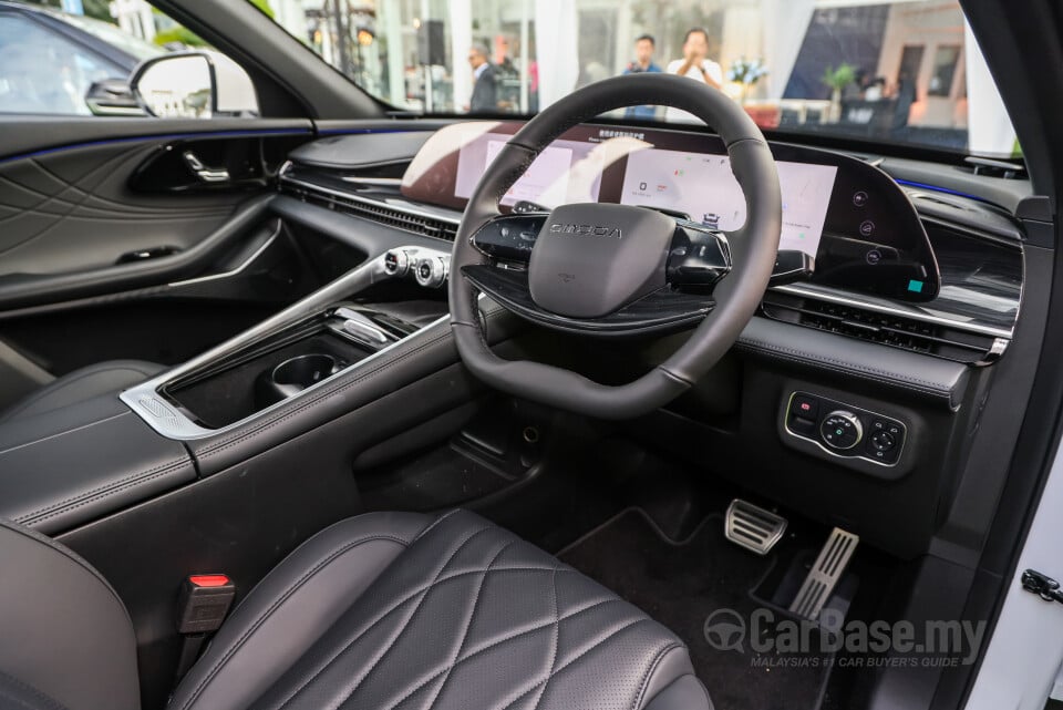 Omoda Jaecoo C9 Mk1 (2024) Interior