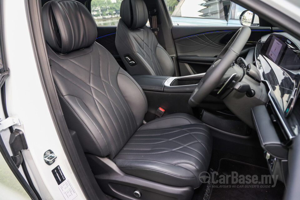Omoda Jaecoo C9 Mk1 (2024) Interior