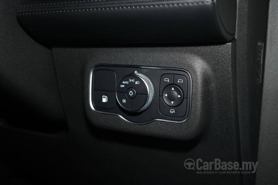 Omoda Jaecoo C9 Mk1 (2024) Interior