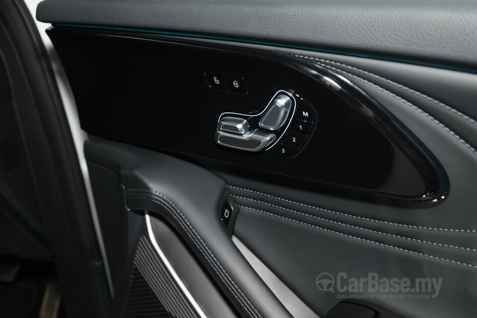 Omoda Jaecoo C9 Mk1 (2024) Interior