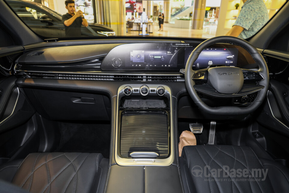 Omoda Jaecoo C9 Mk1 (2024) Interior