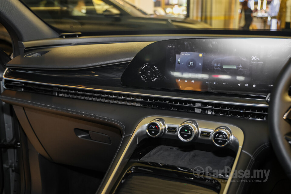 Omoda Jaecoo C9 Mk1 (2024) Interior