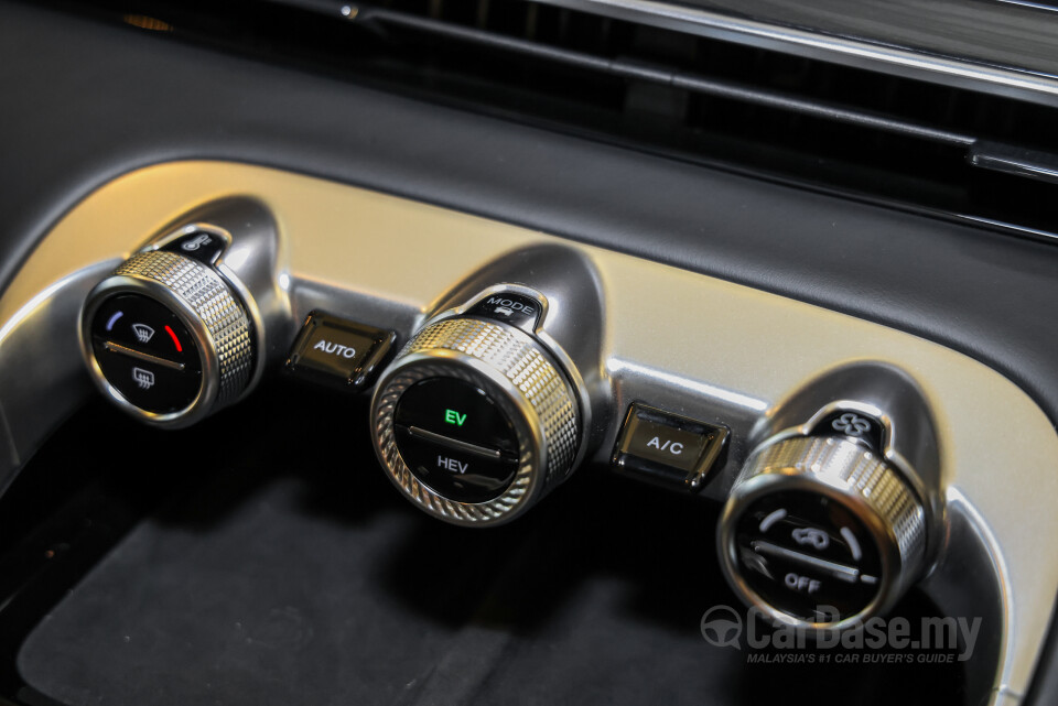 Omoda Jaecoo C9 Mk1 (2024) Interior