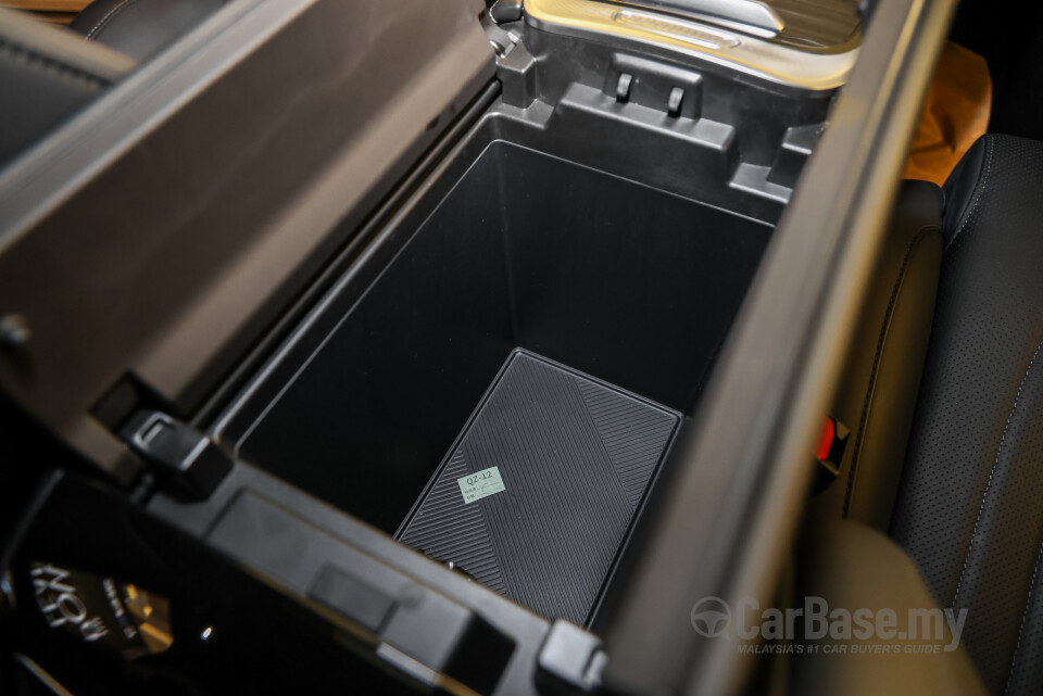 Omoda Jaecoo C9 Mk1 (2024) Interior