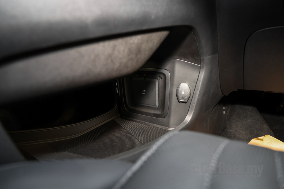 Omoda Jaecoo C9 Mk1 (2024) Interior