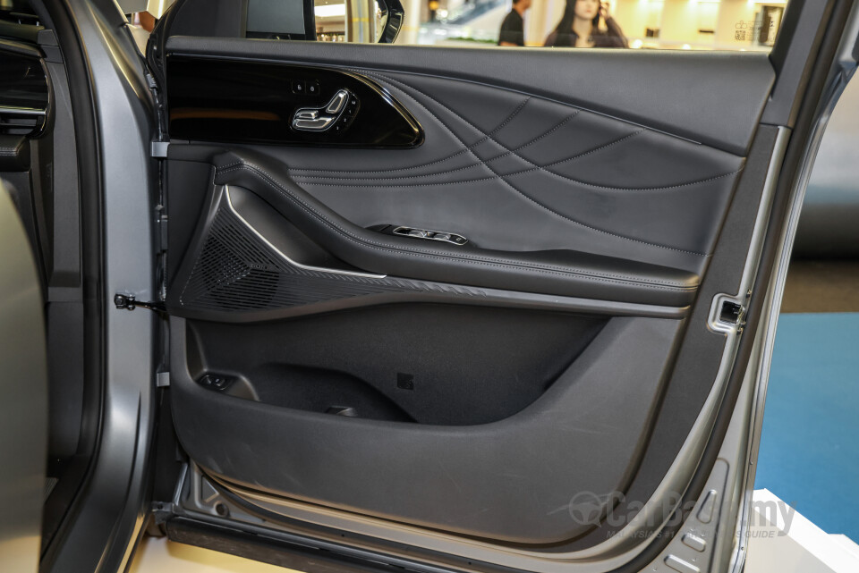 Omoda Jaecoo C9 Mk1 (2024) Interior