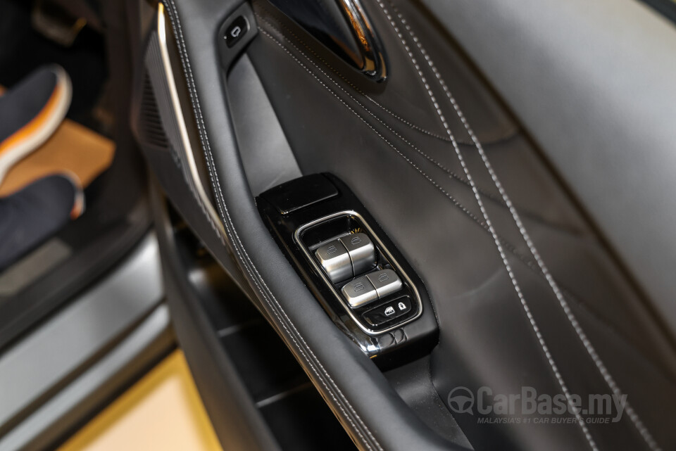 Omoda Jaecoo C9 Mk1 (2024) Interior
