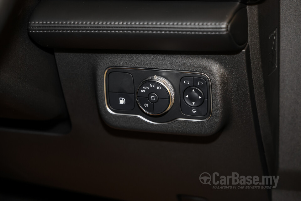 Omoda Jaecoo C9 Mk1 (2024) Interior