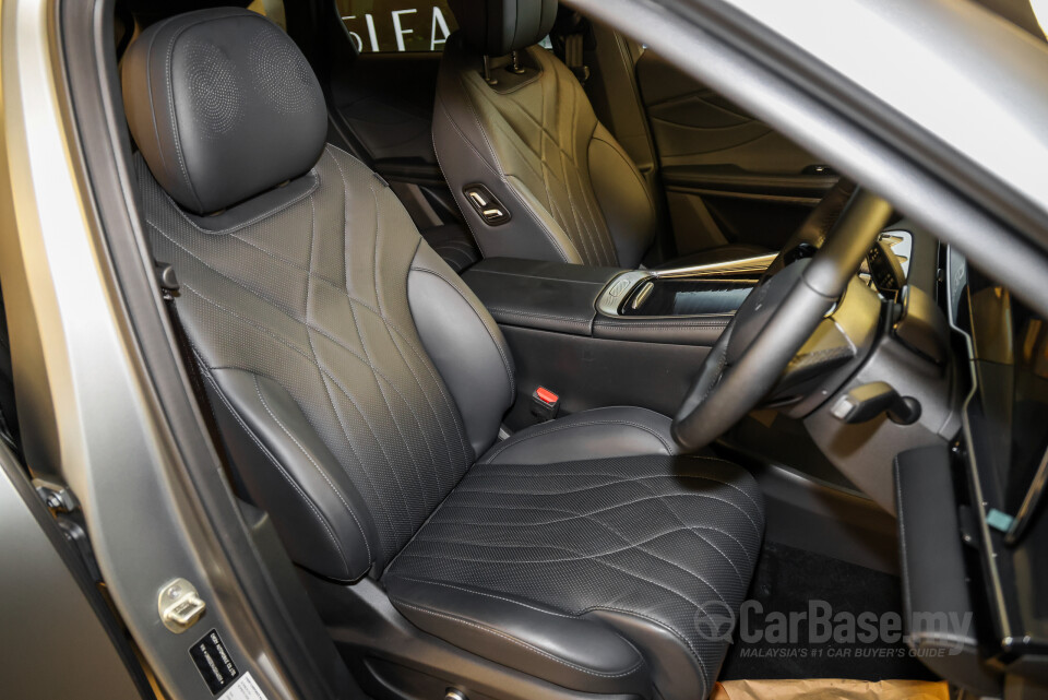 Omoda Jaecoo C9 Mk1 (2024) Interior