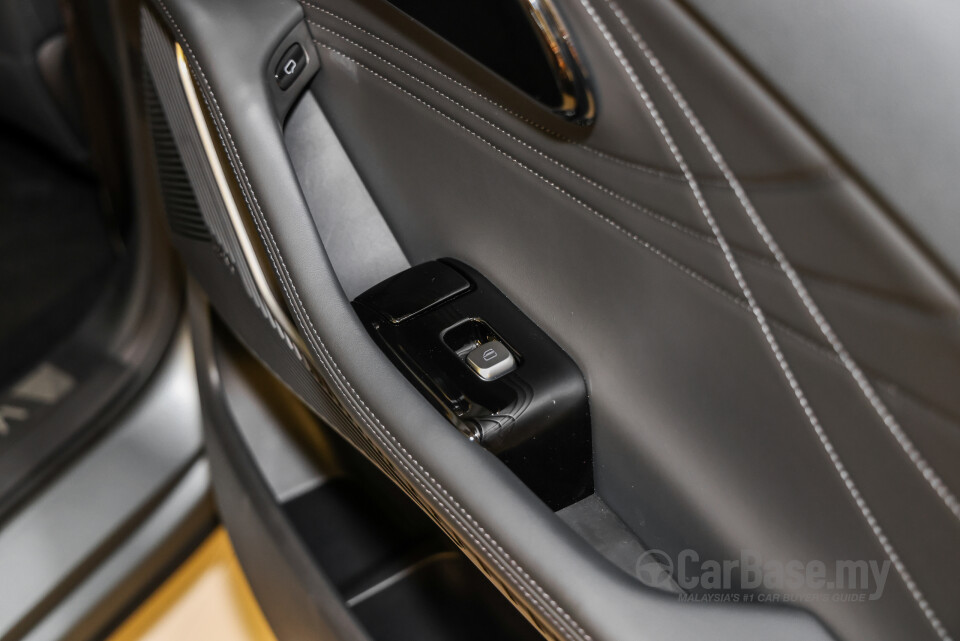 Omoda Jaecoo C9 Mk1 (2024) Interior