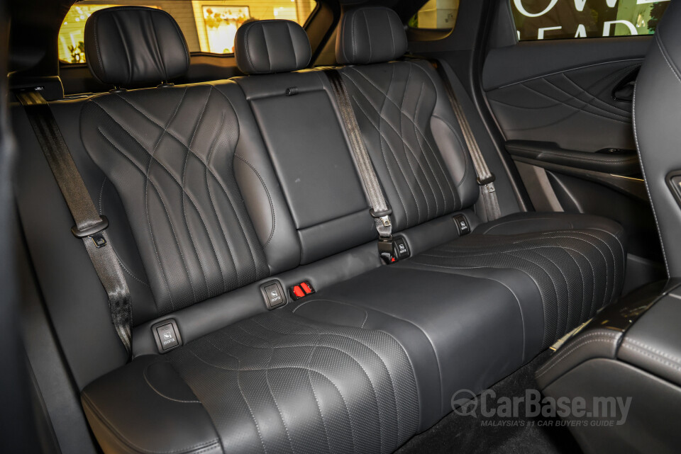 Omoda Jaecoo C9 Mk1 (2024) Interior