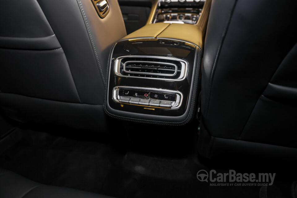 Omoda Jaecoo C9 Mk1 (2024) Interior