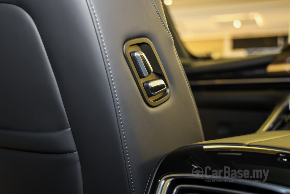 Omoda Jaecoo C9 Mk1 (2024) Interior