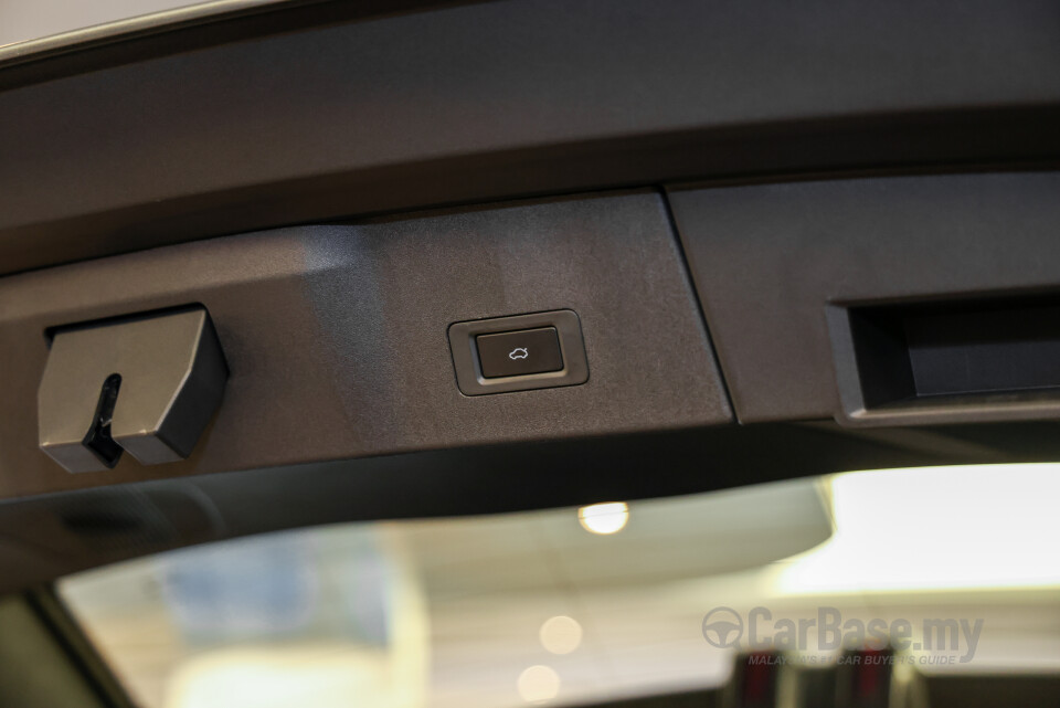 Omoda Jaecoo C9 Mk1 (2024) Interior