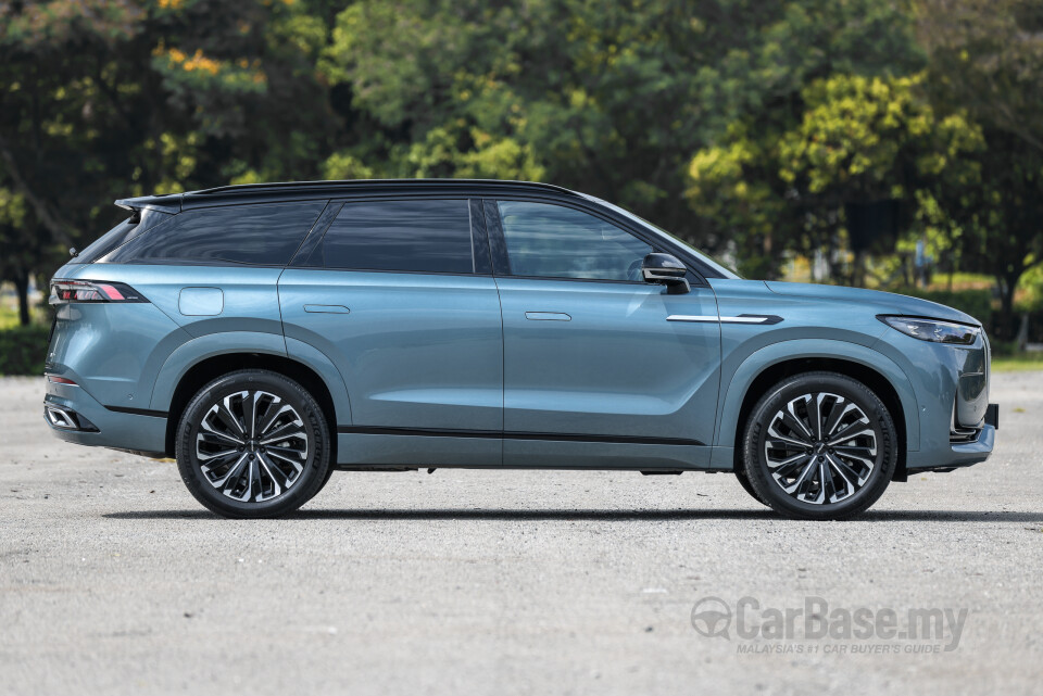 Omoda Jaecoo J8 Mk1 (2025) Exterior