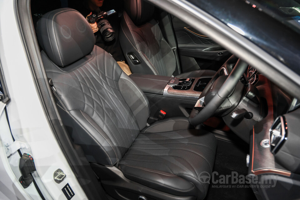Omoda Jaecoo J8 Mk1 (2025) Interior