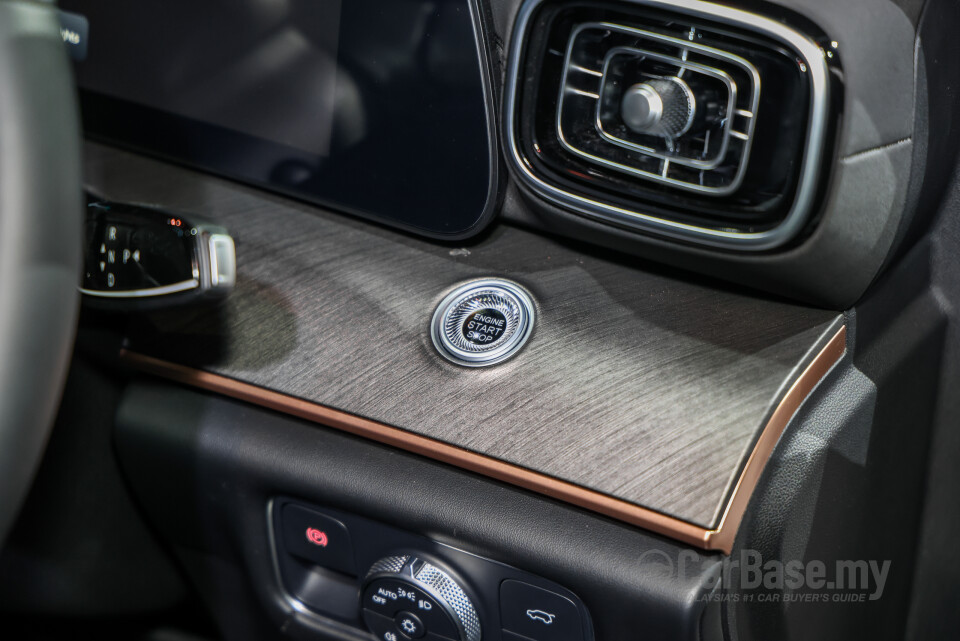Omoda Jaecoo J8 Mk1 (2025) Interior