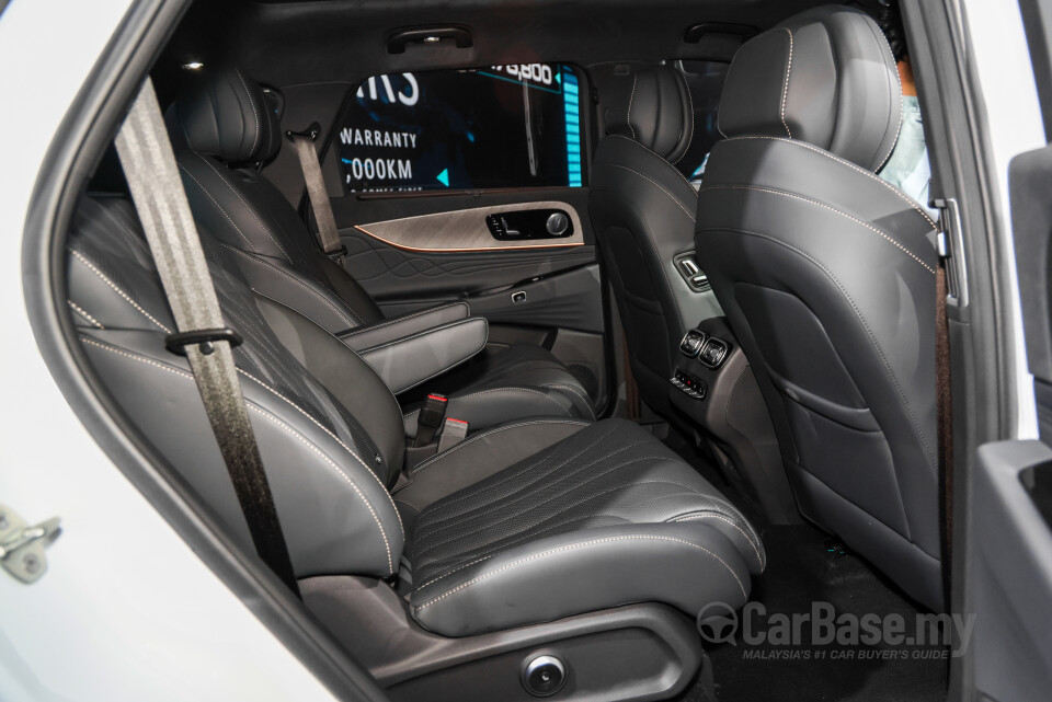 Omoda Jaecoo J8 Mk1 (2025) Interior
