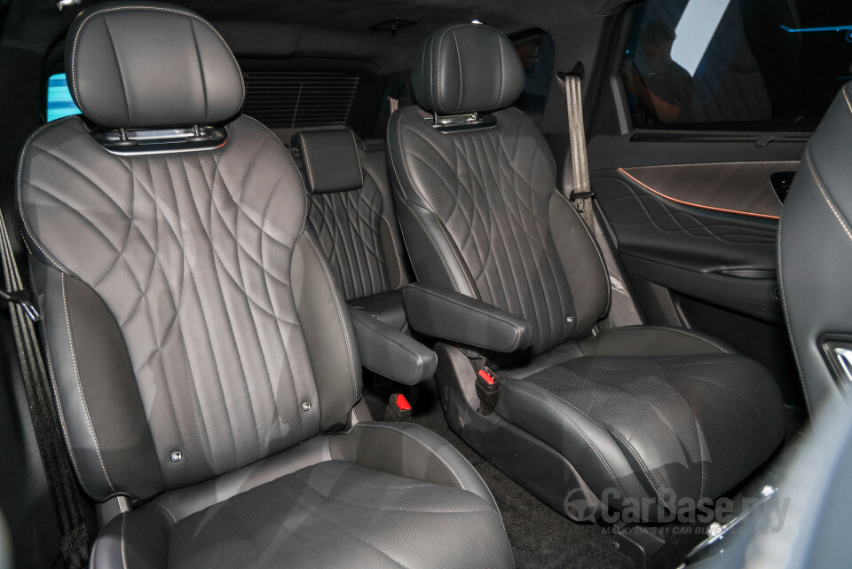 Omoda Jaecoo J8 Mk1 (2025) Interior
