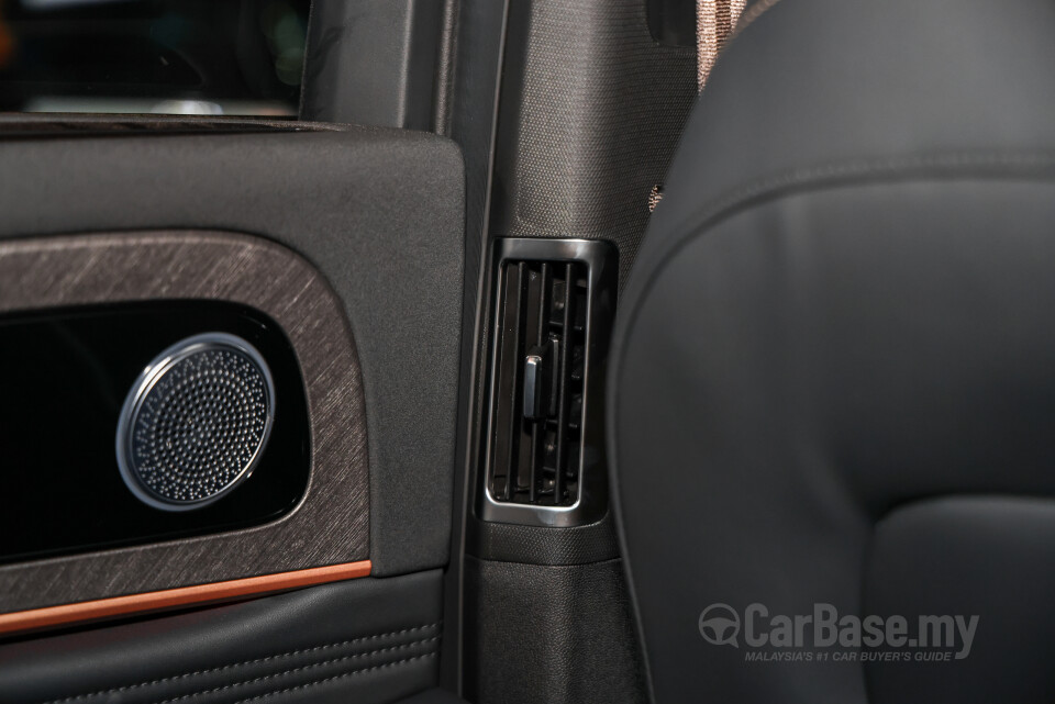 Omoda Jaecoo J8 Mk1 (2025) Interior