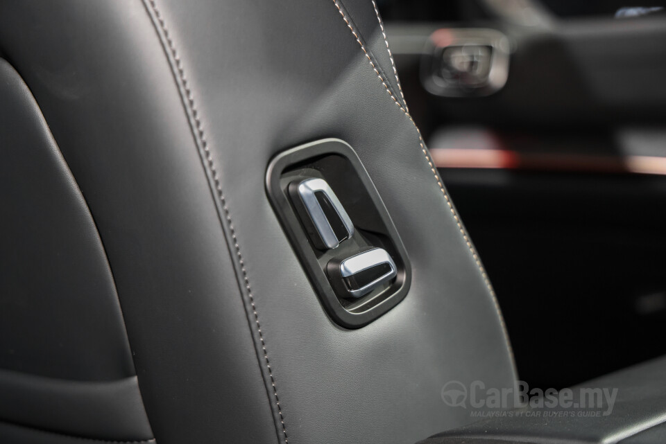 Omoda Jaecoo J8 Mk1 (2025) Interior