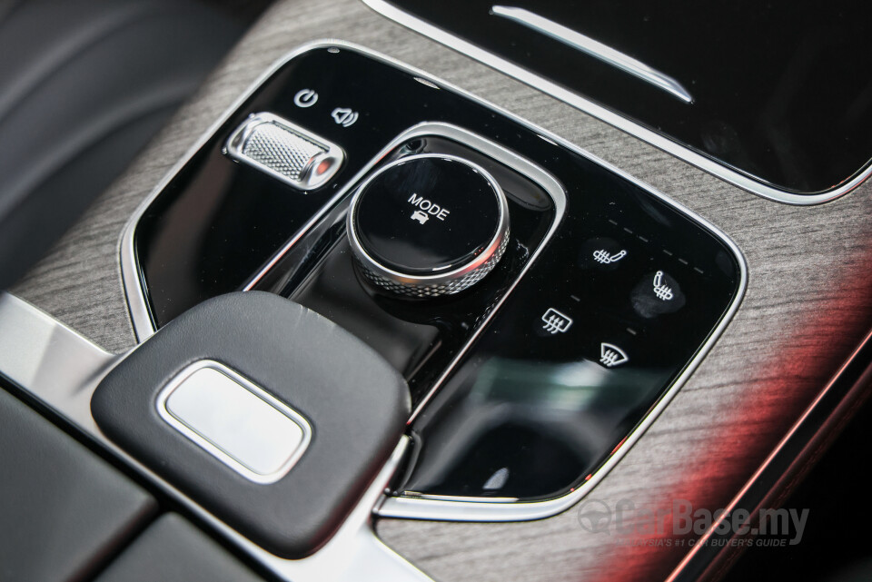 Omoda Jaecoo J8 Mk1 (2025) Interior