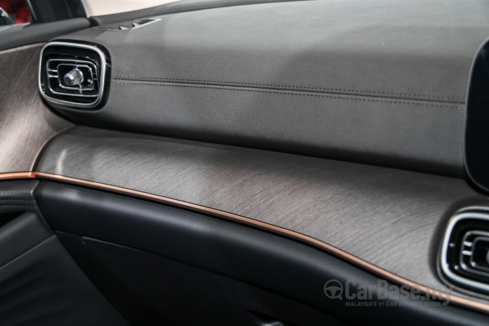 Omoda Jaecoo J8 Mk1 (2025) Interior