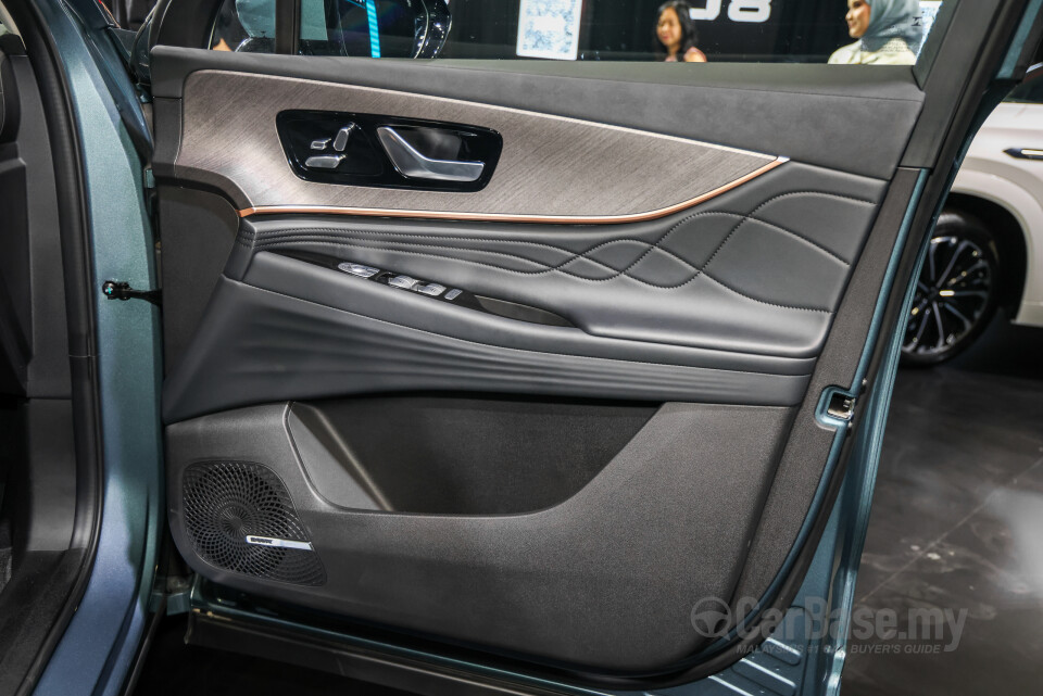 Omoda Jaecoo J8 Mk1 (2025) Interior