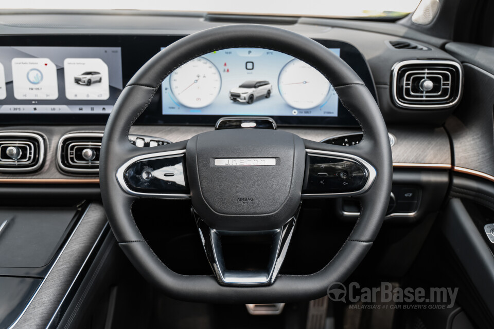 Omoda Jaecoo J8 Mk1 (2025) Interior