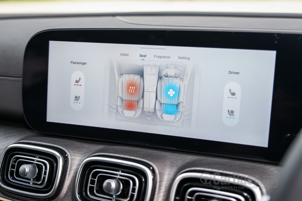 Omoda Jaecoo J8 Mk1 (2025) Interior