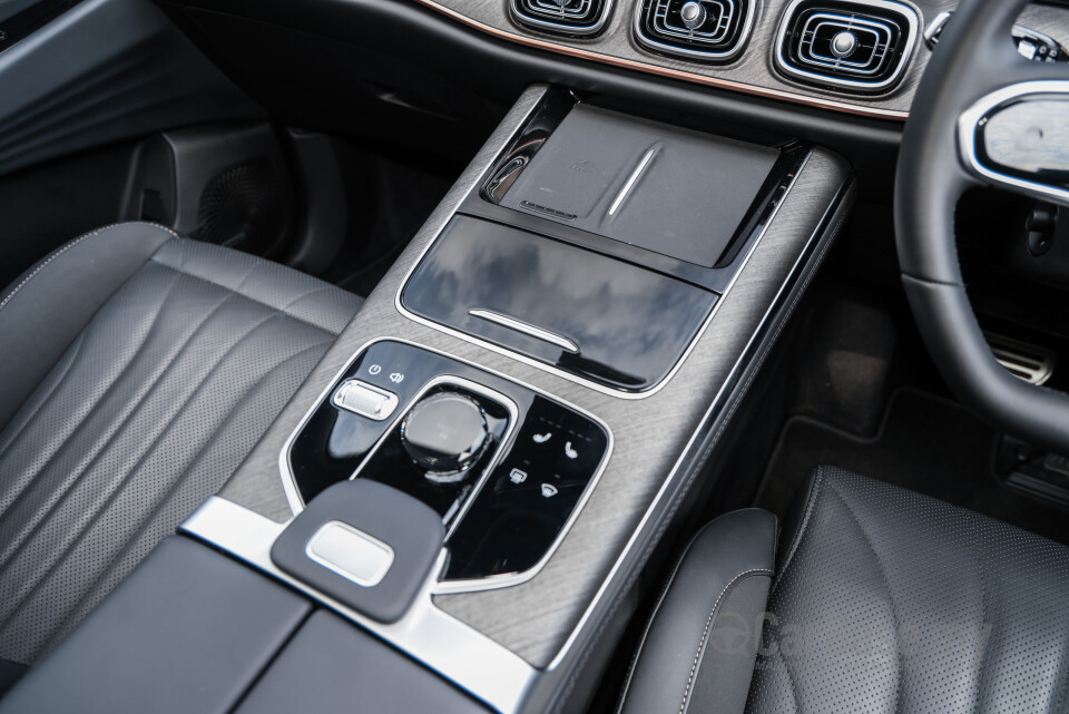 Omoda Jaecoo J8 Mk1 (2025) Interior