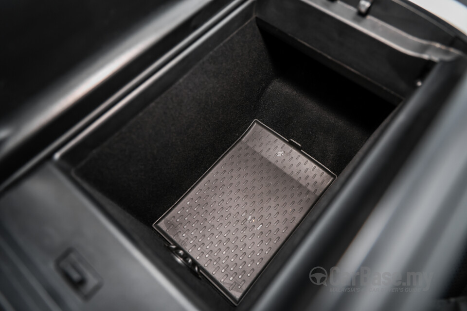 Omoda Jaecoo J8 Mk1 (2025) Interior