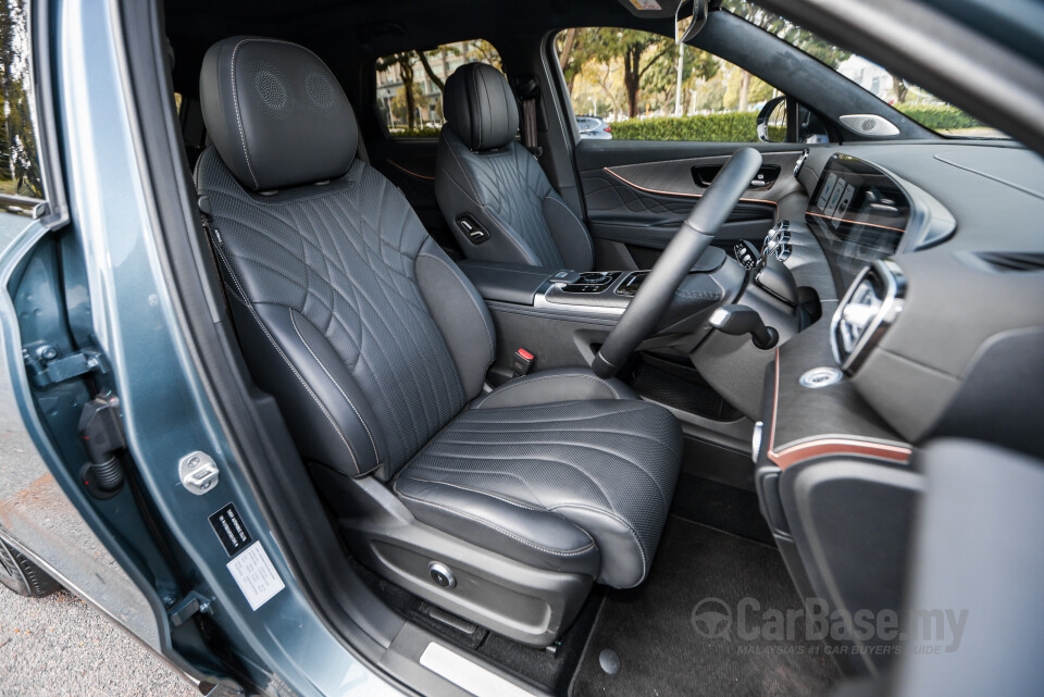 Omoda Jaecoo J8 Mk1 (2025) Interior
