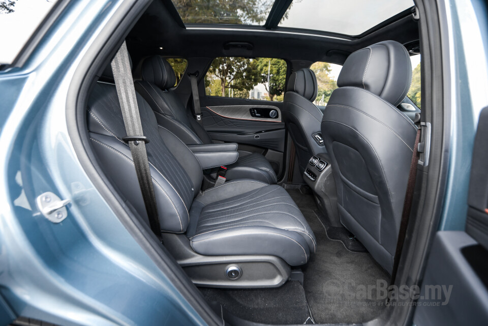 Omoda Jaecoo J8 Mk1 (2025) Interior