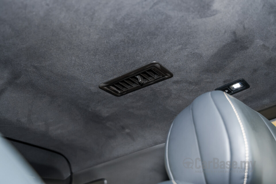 Omoda Jaecoo J8 Mk1 (2025) Interior