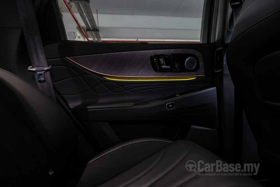 Omoda Jaecoo J8 Mk1 (2025) Interior
