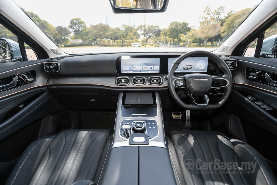 Omoda Jaecoo J8 Mk1 (2025) Interior