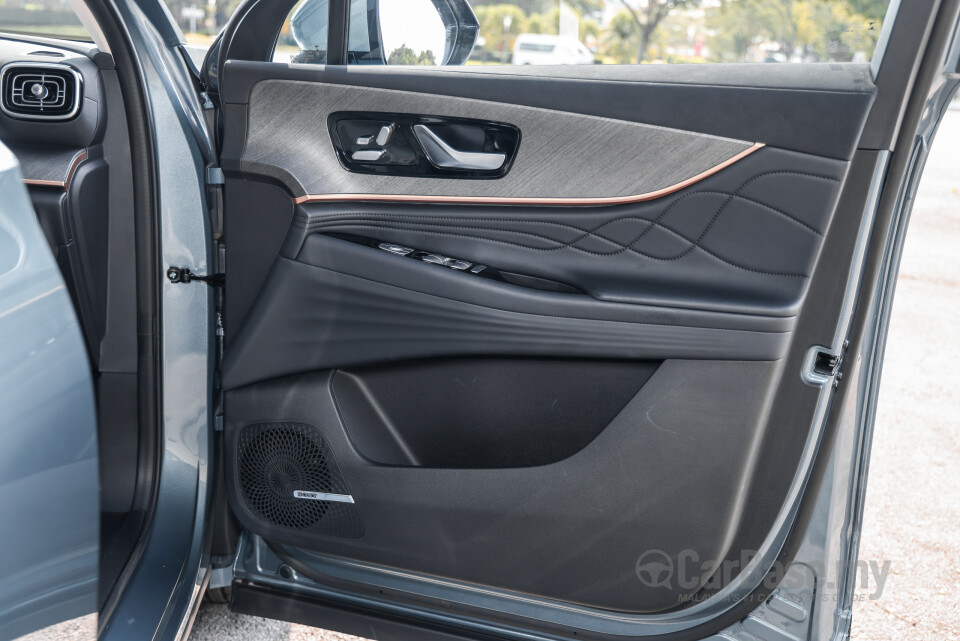 Omoda Jaecoo J8 Mk1 (2025) Interior