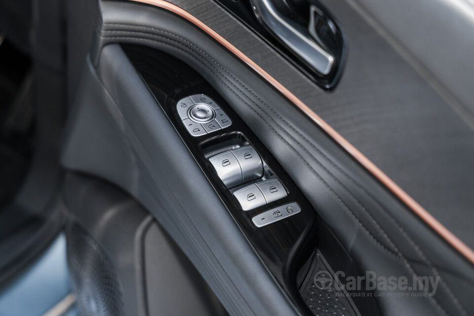 Omoda Jaecoo J8 Mk1 (2025) Interior