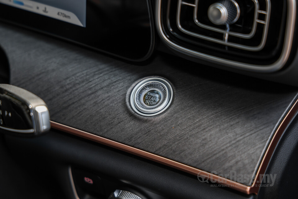 Omoda Jaecoo J8 Mk1 (2025) Interior