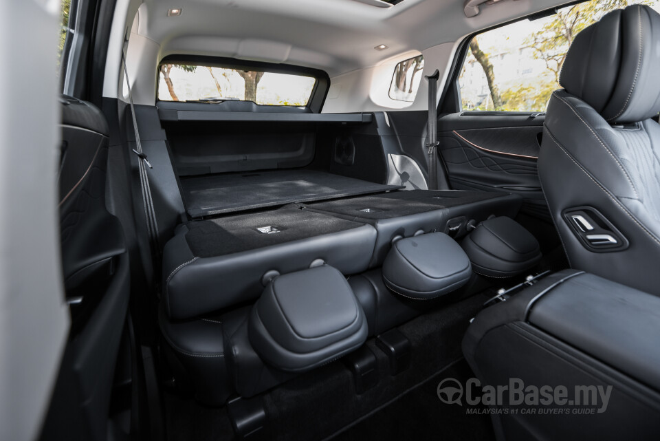 Omoda Jaecoo J8 Mk1 (2025) Interior