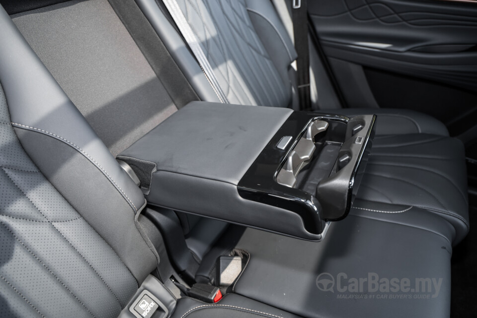 Omoda Jaecoo J8 Mk1 (2025) Interior