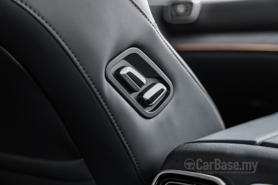 Omoda Jaecoo J8 Mk1 (2025) Interior