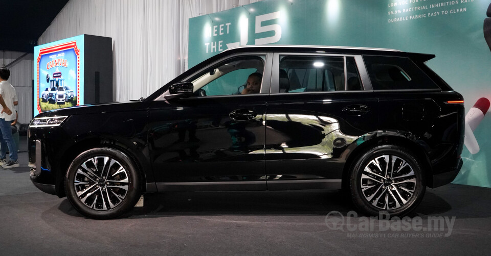 Omoda Jaecoo J5 Mk1 (2026) Exterior