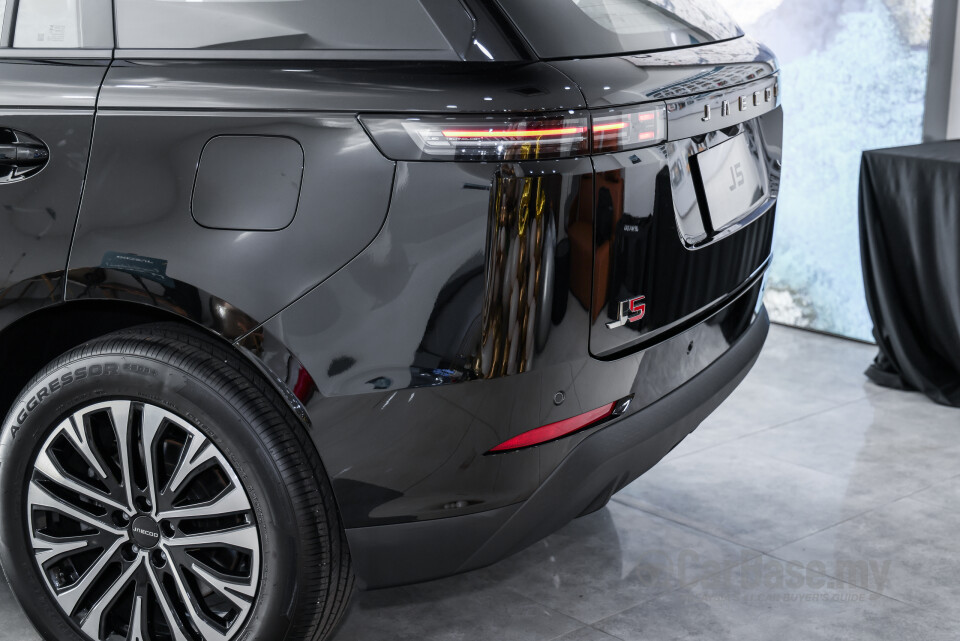 Omoda Jaecoo J5 Mk1 (2026) Exterior