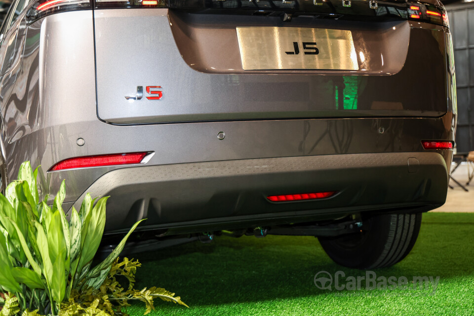 Omoda Jaecoo J5 Mk1 (2026) Exterior